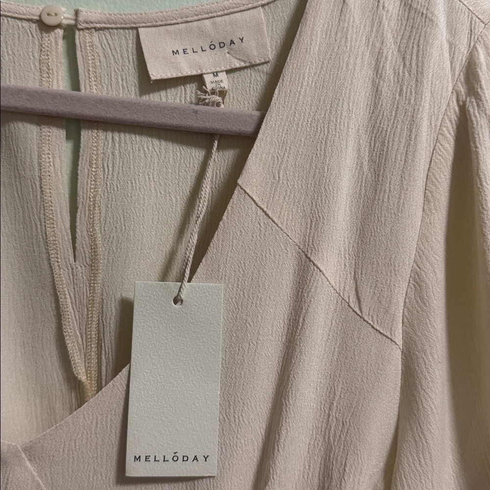 MELLODAY Cream Long Sleeve Dress with Lace Detail - Picture 5 of 6